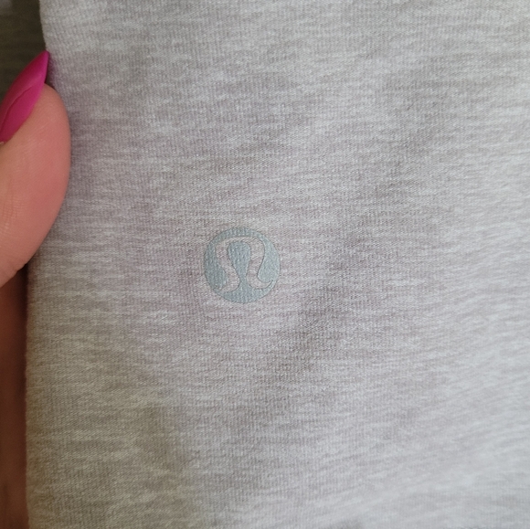 Lululemon Love some Run Long sleeve Heathered light grey 12 - Picture 11 of 13